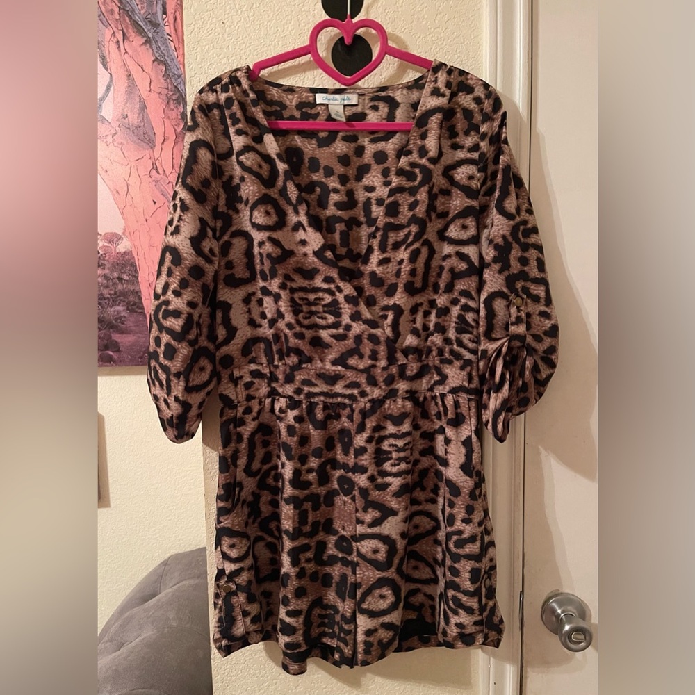 Charlie Jade Womens Animal Print romper with pockets size medium pre-owned